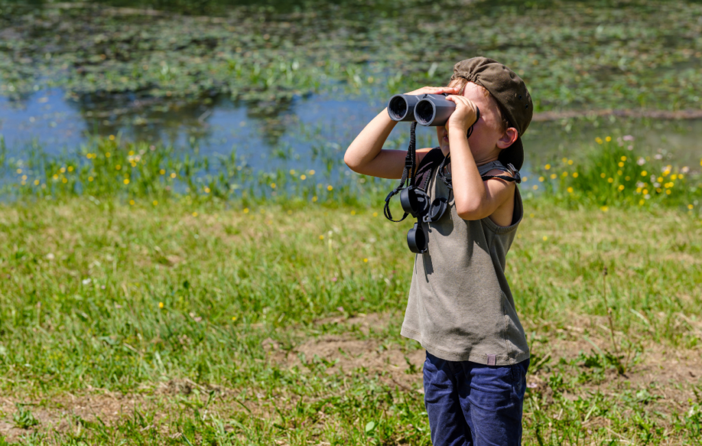 kid-binoculars